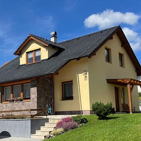 Apartman U Kovaru Kasperske Hory Exterior foto